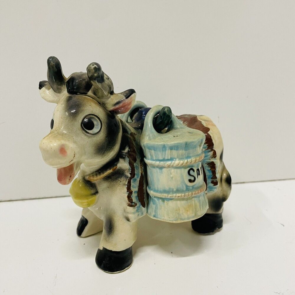 VTG GNCO JAPAN HAND PAINTED CERAMIC OX CARRYING SALT & PEPPER SHAKER SET RARE